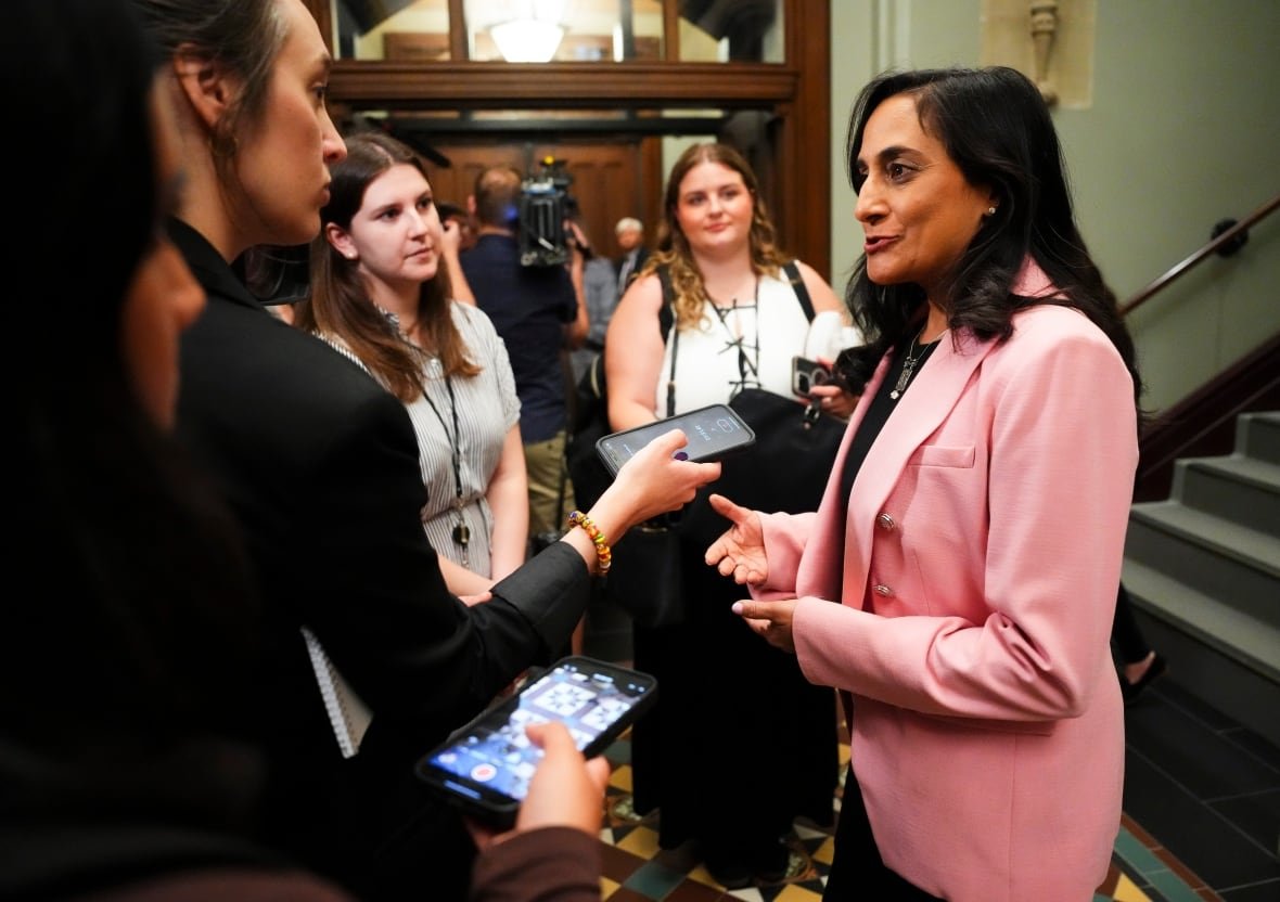 cabinet-20240917 Anita Anand speaks to reporters