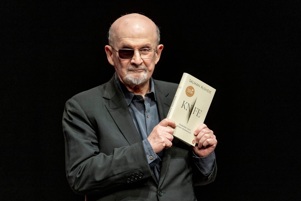 germany-salman-rushdie-photo-call Salman Rushdie poses for a portrait to promote his book "Knife: Meditations After an Attempted Murder", at the Deutsches Theater in Berlin.