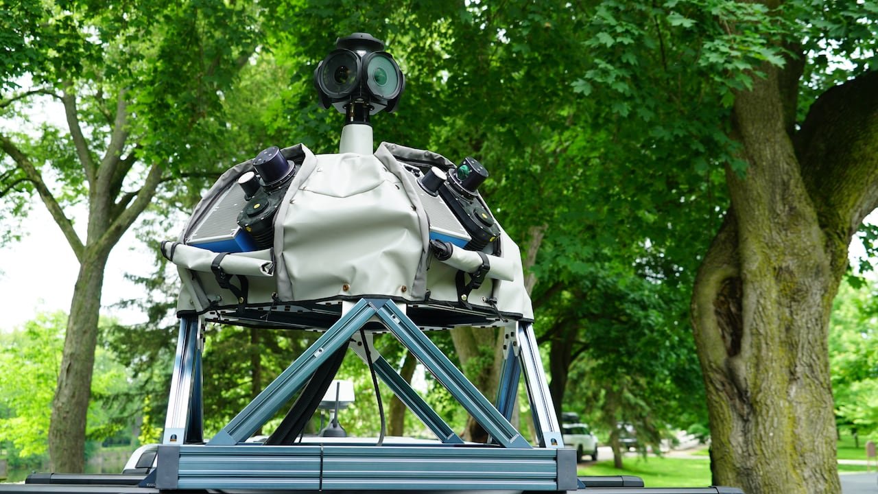 default-279 Image of a large LIDAR camera.